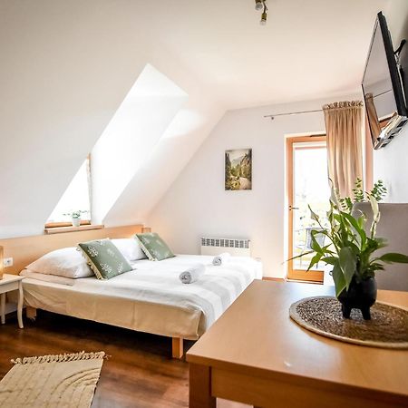 Aparteo Apartament Stojakowka 코스실리스코 외부 사진
